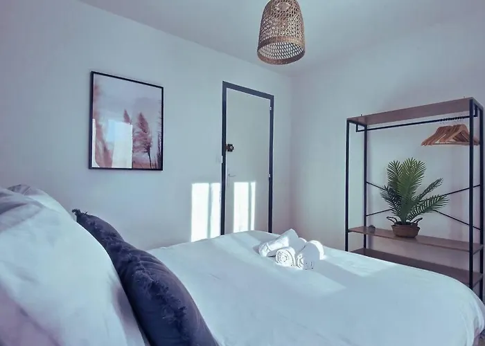 Maison Des Chalets, 4ch, 8p - -chu Apartment *